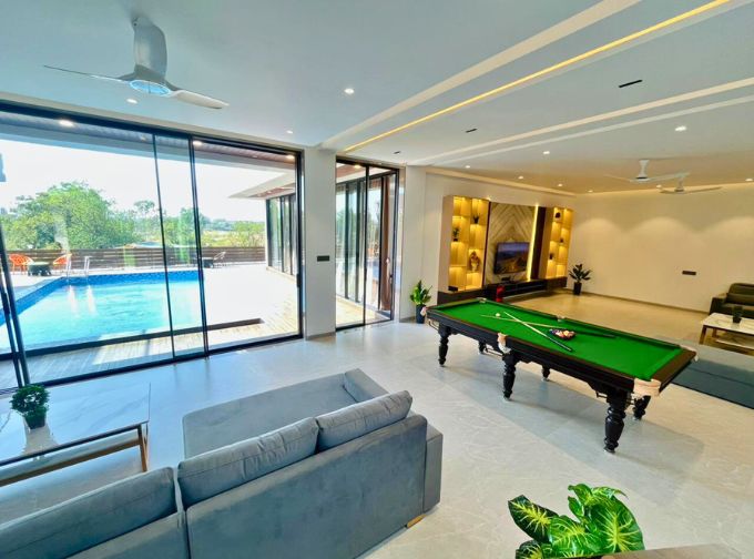 Vantara Luxury Villa With Turf