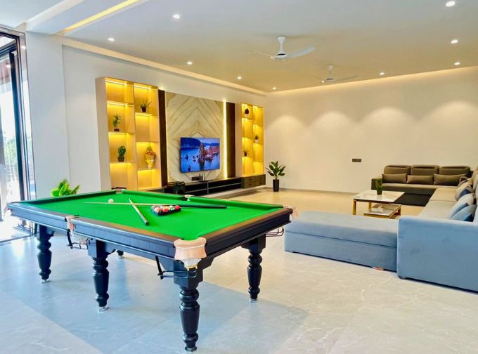 Vantara Luxury Villa With Turf