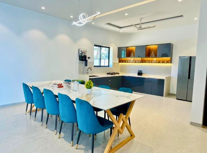 Vantara Luxury Villa With Turf